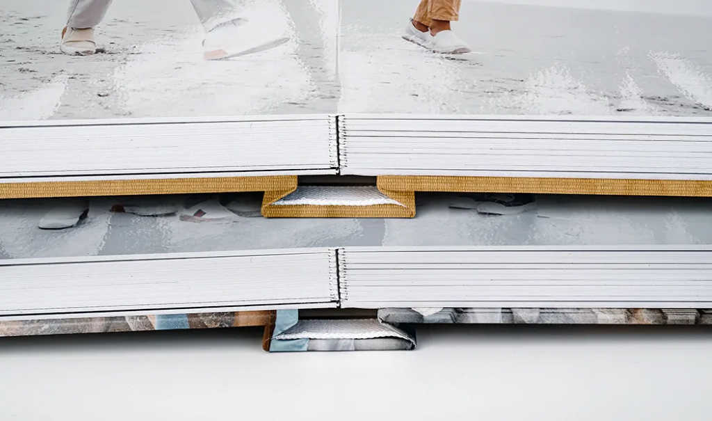 Layflat Photo Book Binding.